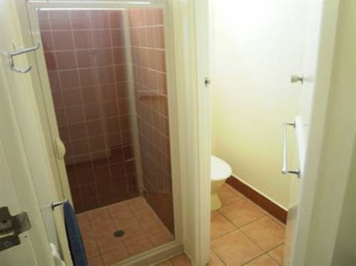 Karama Motor Motel 3*